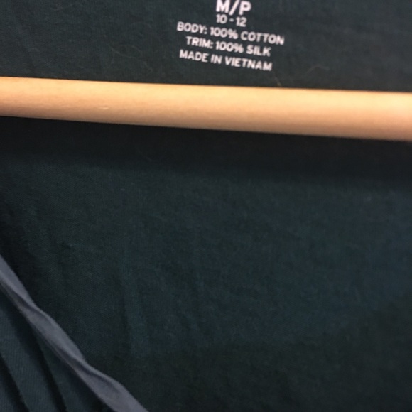 Land’s End Ruffle Shirt - Picture 2 of 2